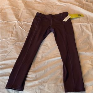 All in motion purple side pocket legging 6x